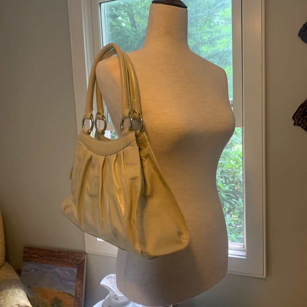 Additional Photos - image 1